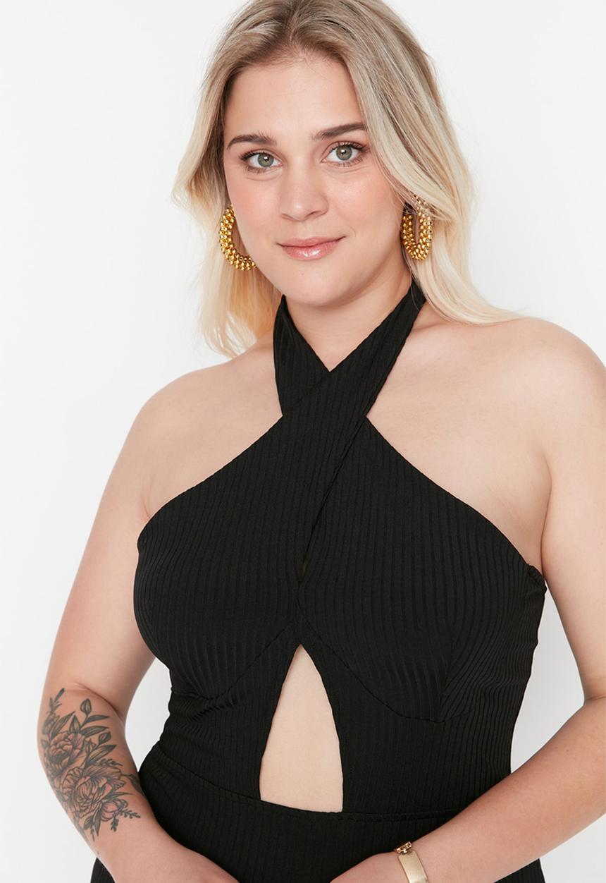 Trendyol - Plus halter cutout detailed dress - black