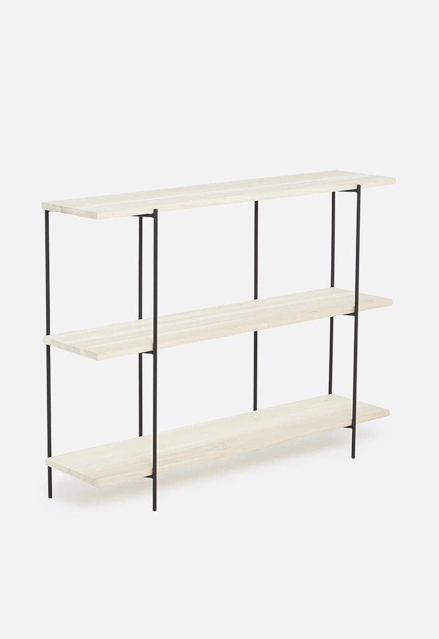 Emerging Creatives - Aaron server - natural