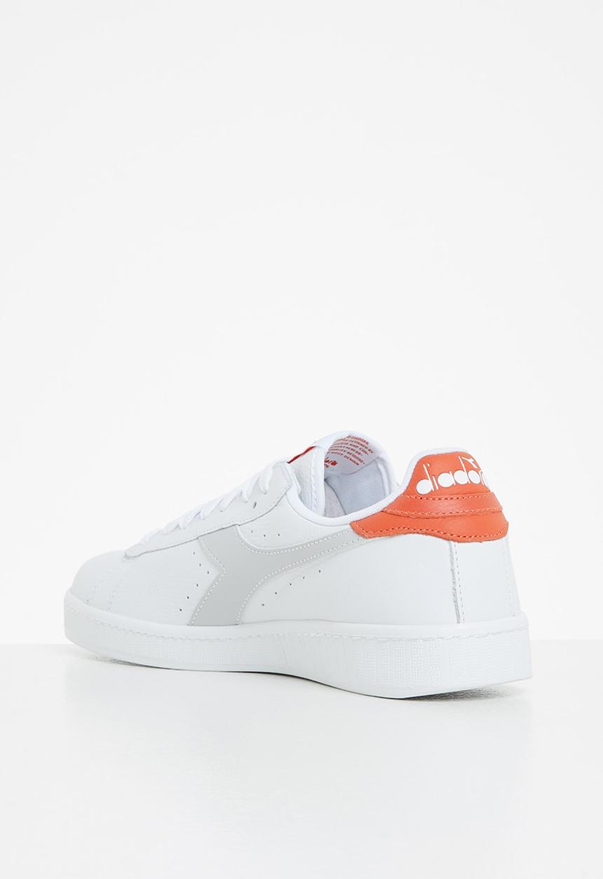 Diadora - Game l low - white/tigerlilly