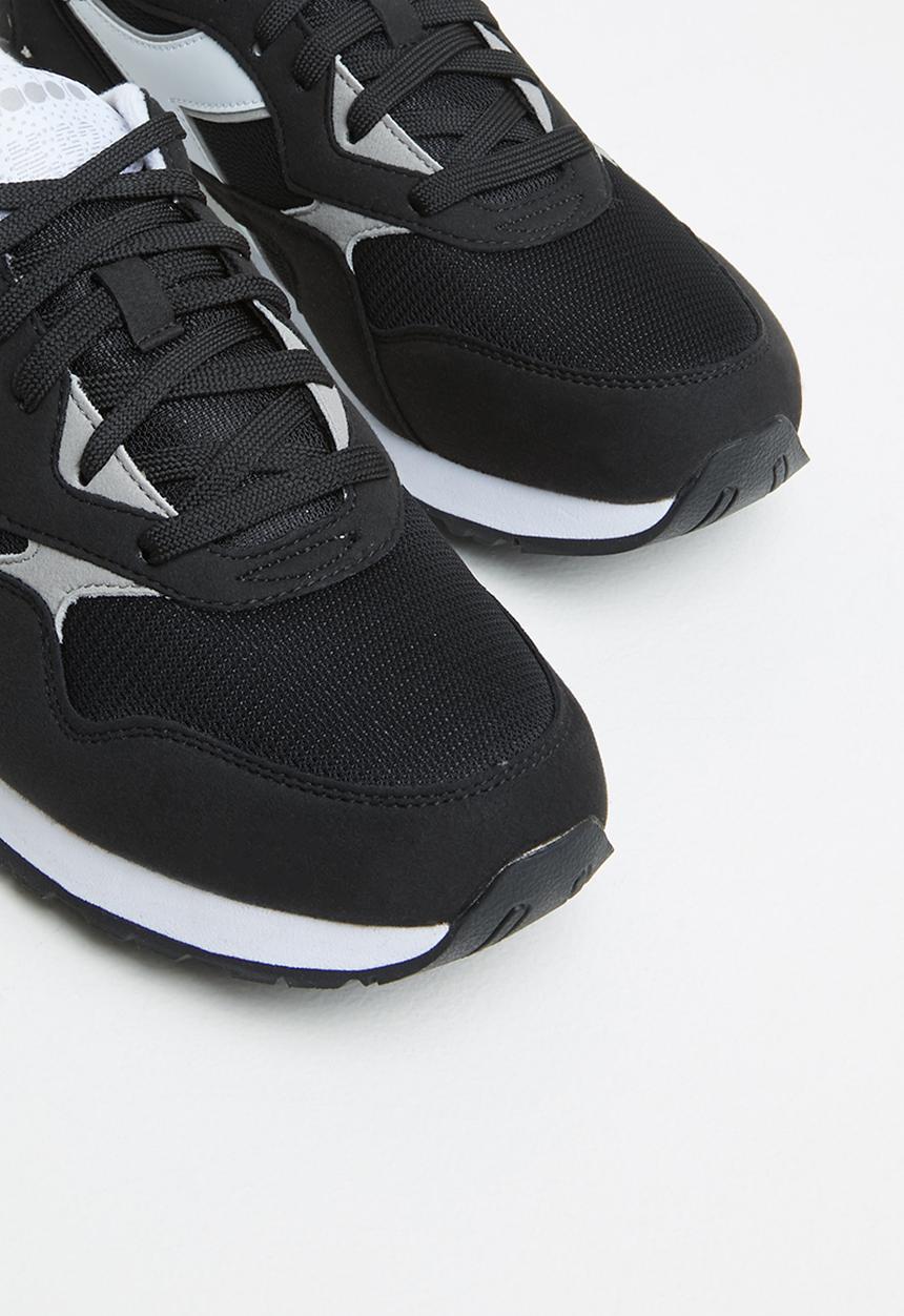Diadora - N.92 - black