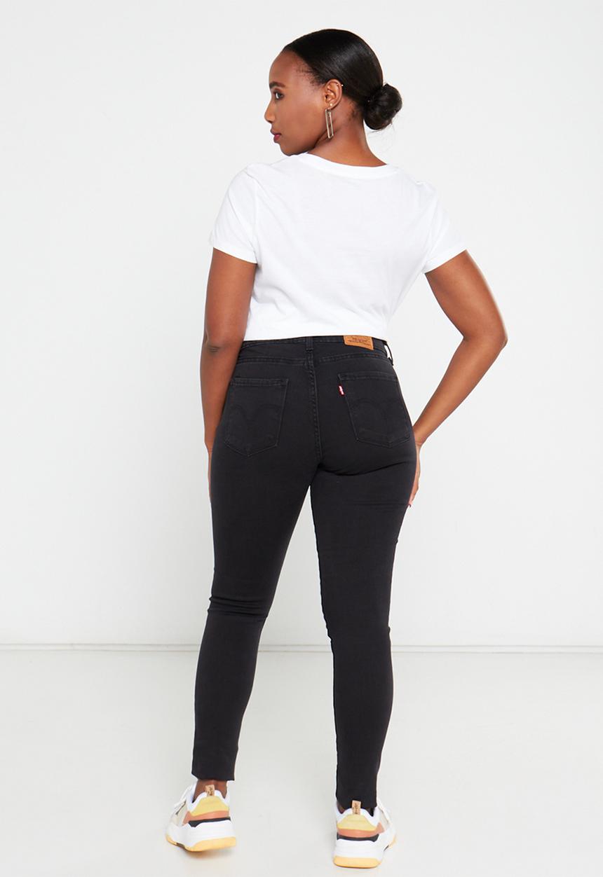 Levi’s® - Curvy skinny- black saturation