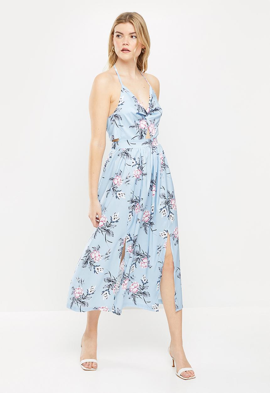 dailyfriday - Open back maxi dress - light blue based floral