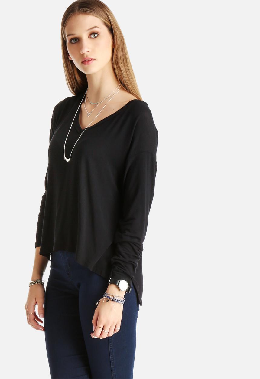 Vero Moda - Busy V-Neck Top