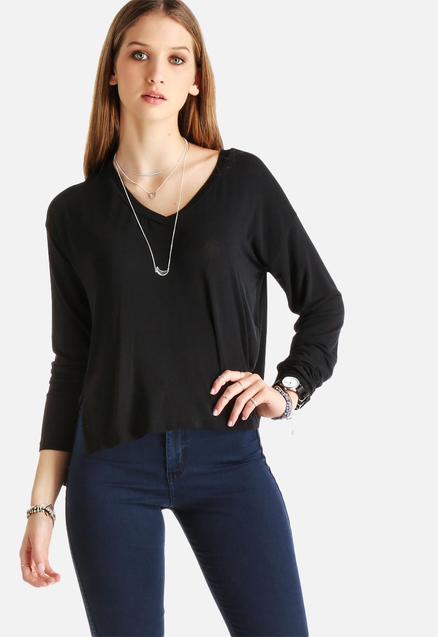Vero Moda - Busy V-Neck Top