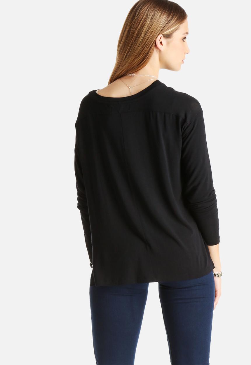 Vero Moda - Busy V-Neck Top