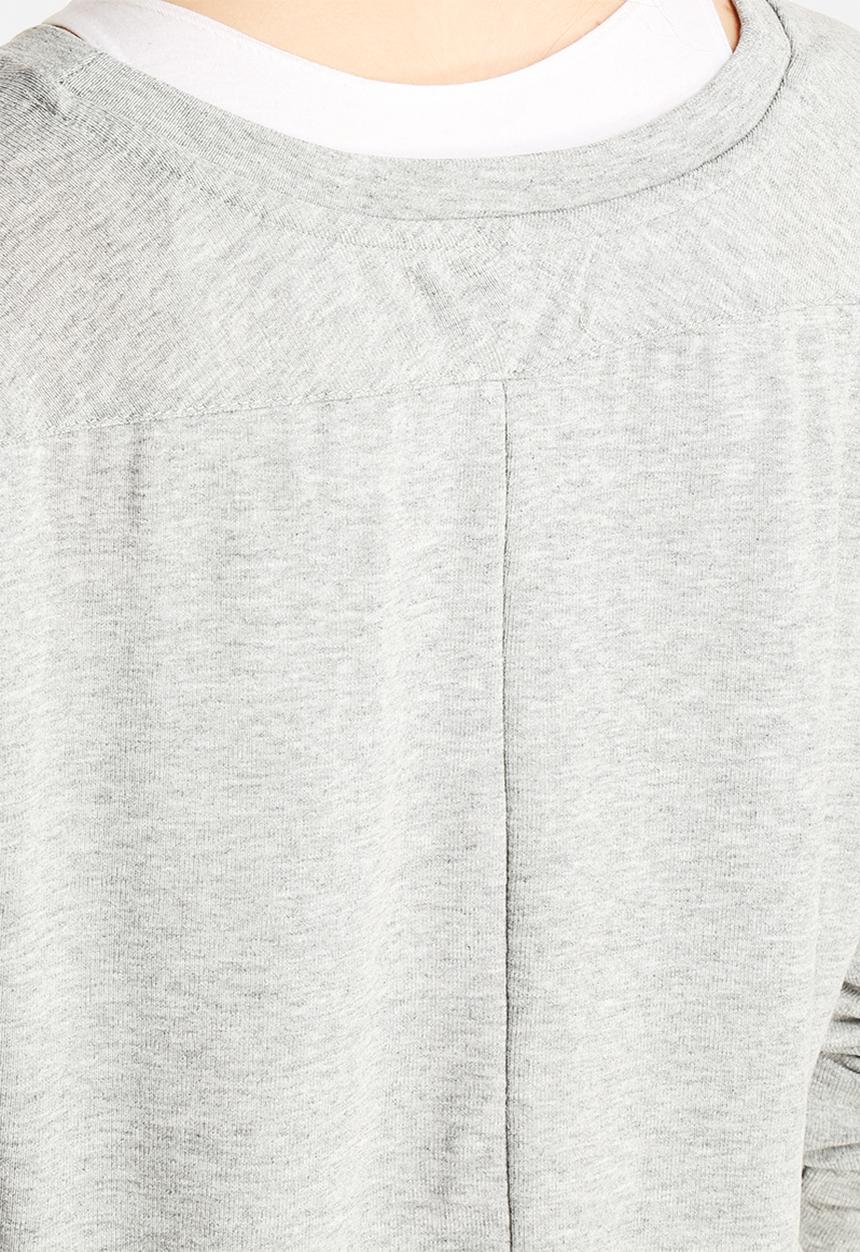 Vero Moda - Busy V-Neck Top