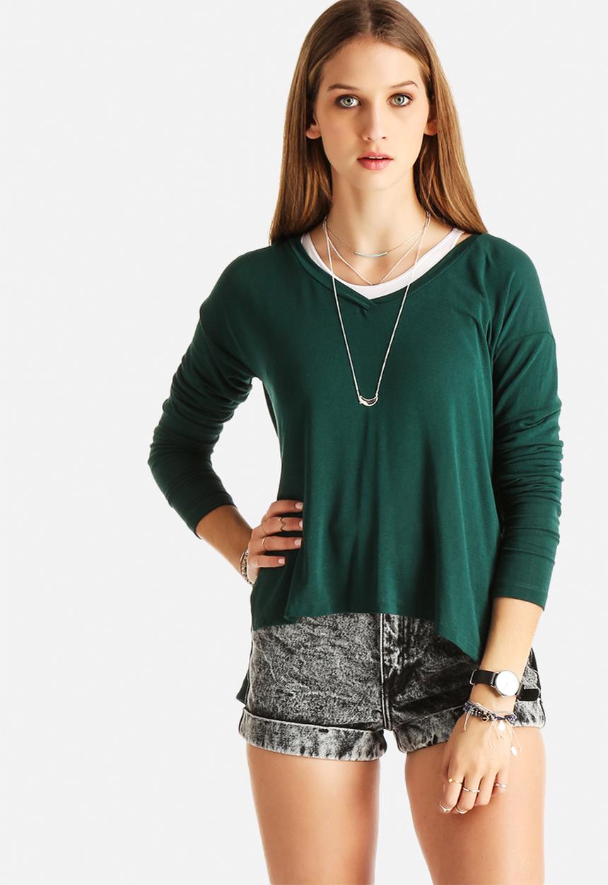 Vero Moda - Busy V-Neck Top