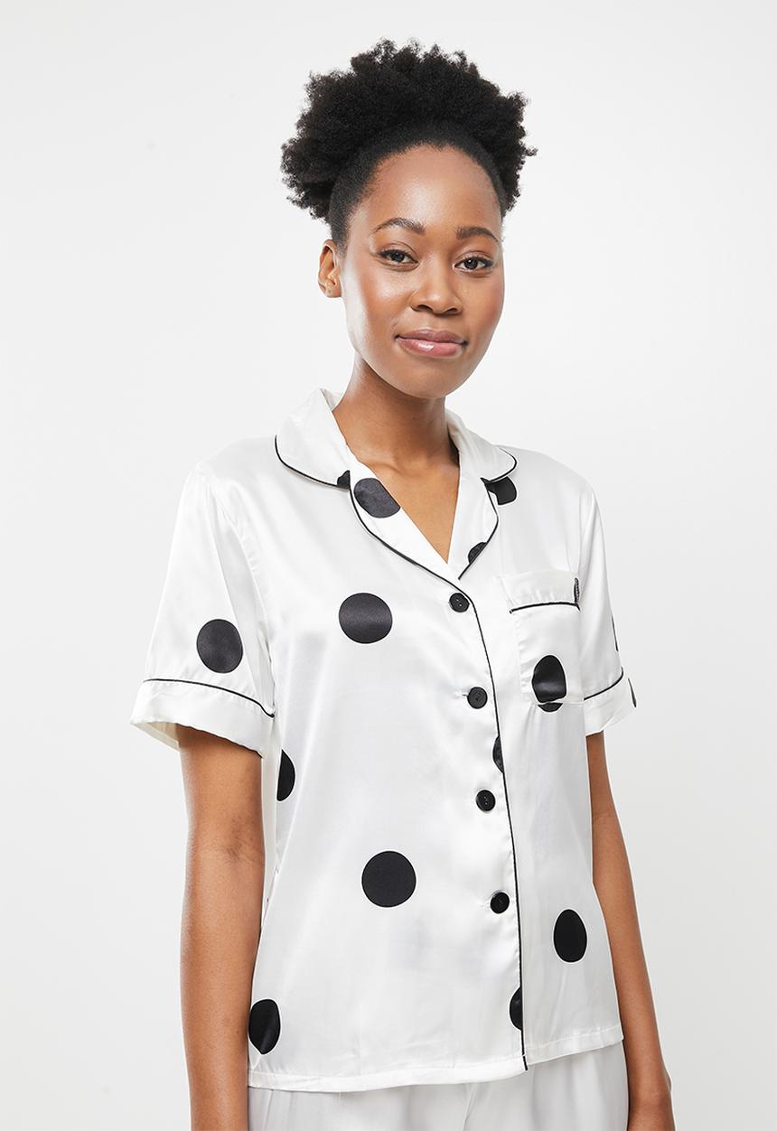 dailyfriday - Sleep shirt and pants set - white spot