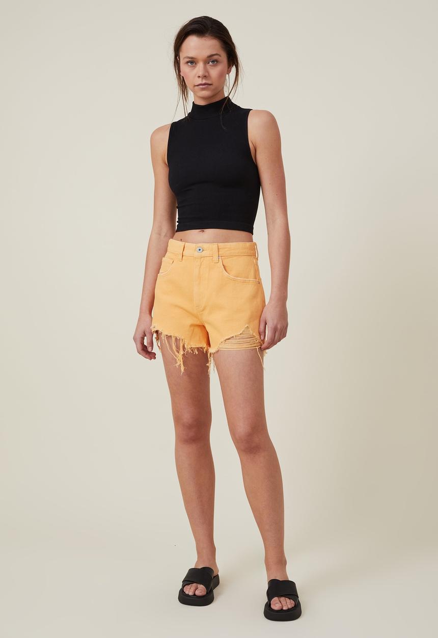 Cotton On - High mom denim short - creamy orange ripped