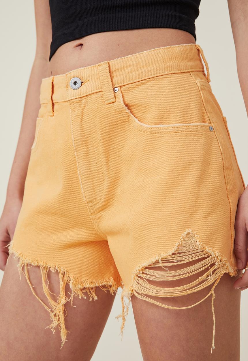 Cotton On - High mom denim short - creamy orange ripped