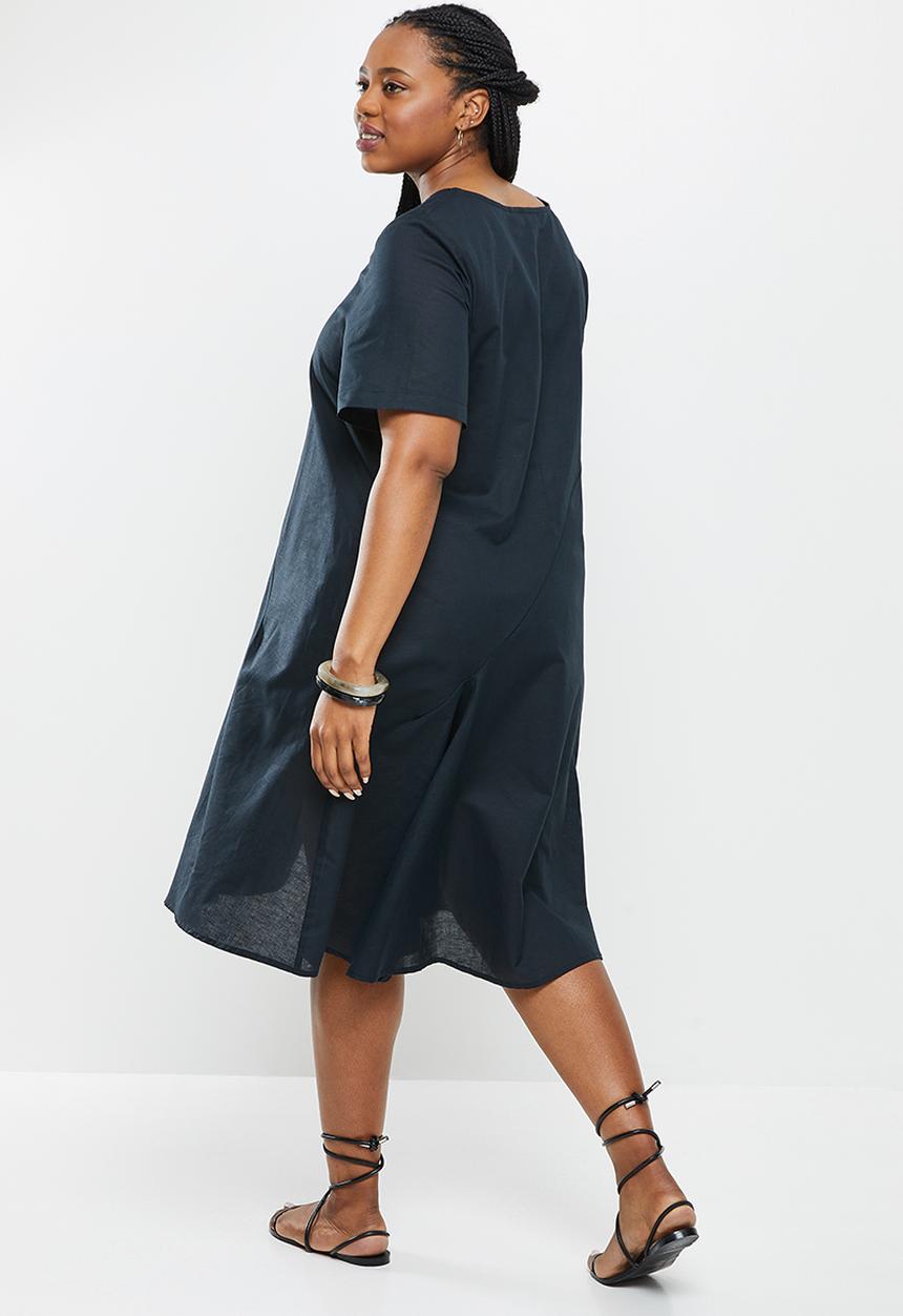 AMANDA LAIRD CHERRY - Plus bishop dress - black
