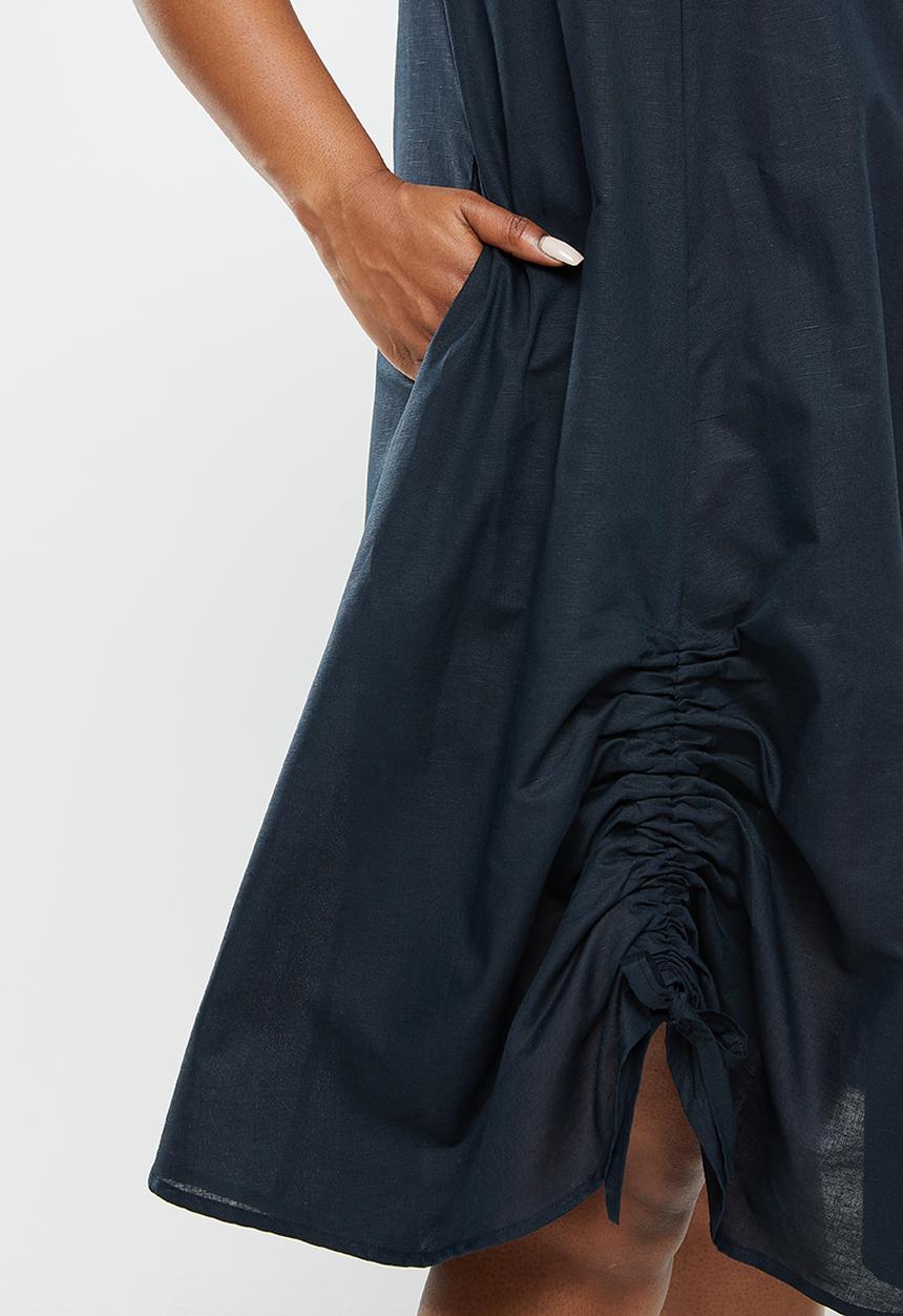 AMANDA LAIRD CHERRY - Plus bishop dress - black