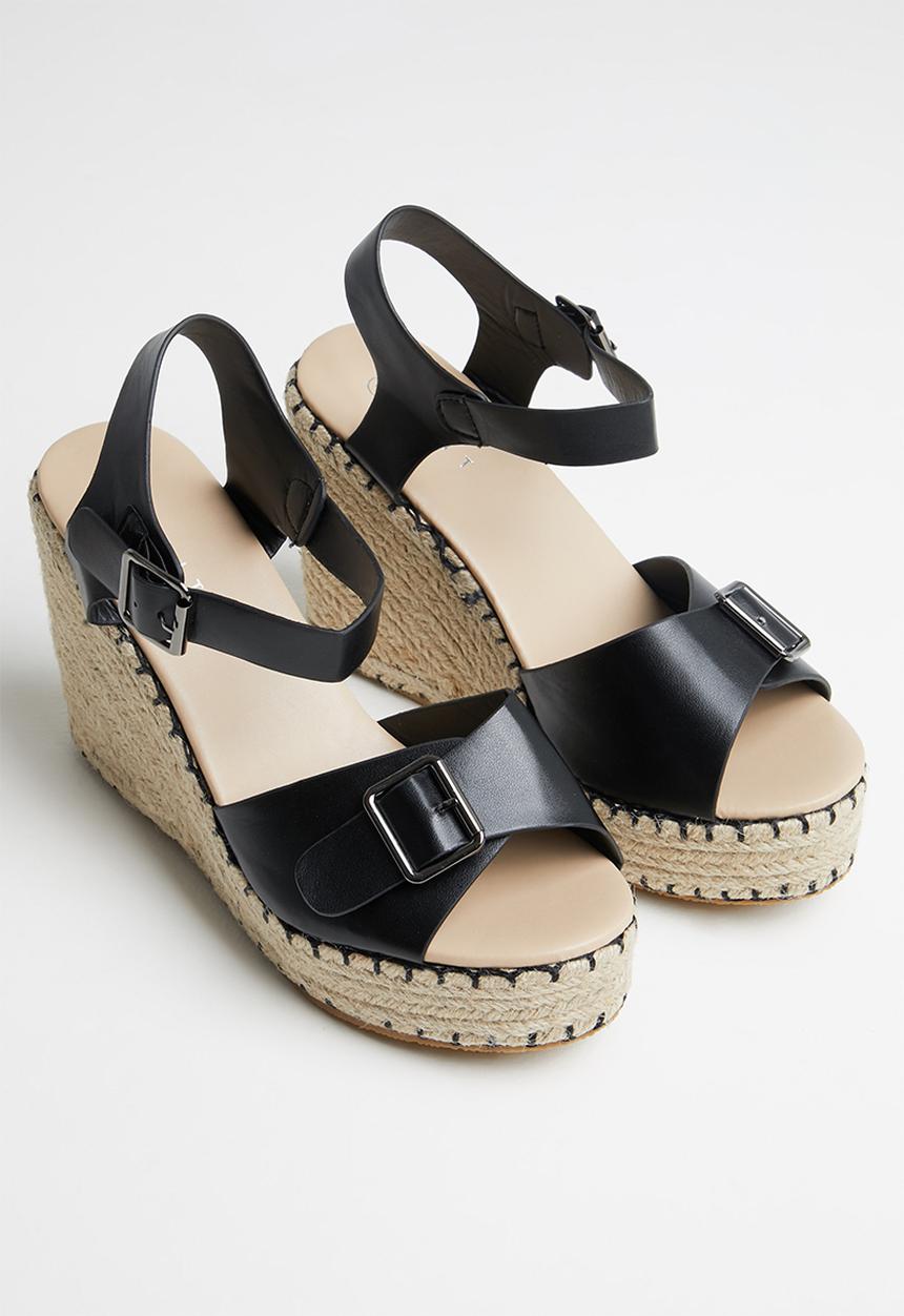 edit - Buckle closure strap wedge - black