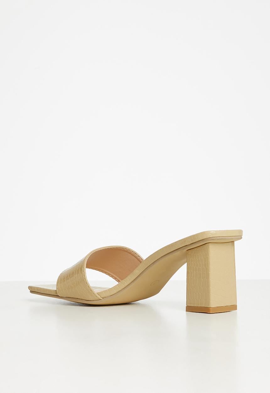 edit - Hazel embossed mule - natural