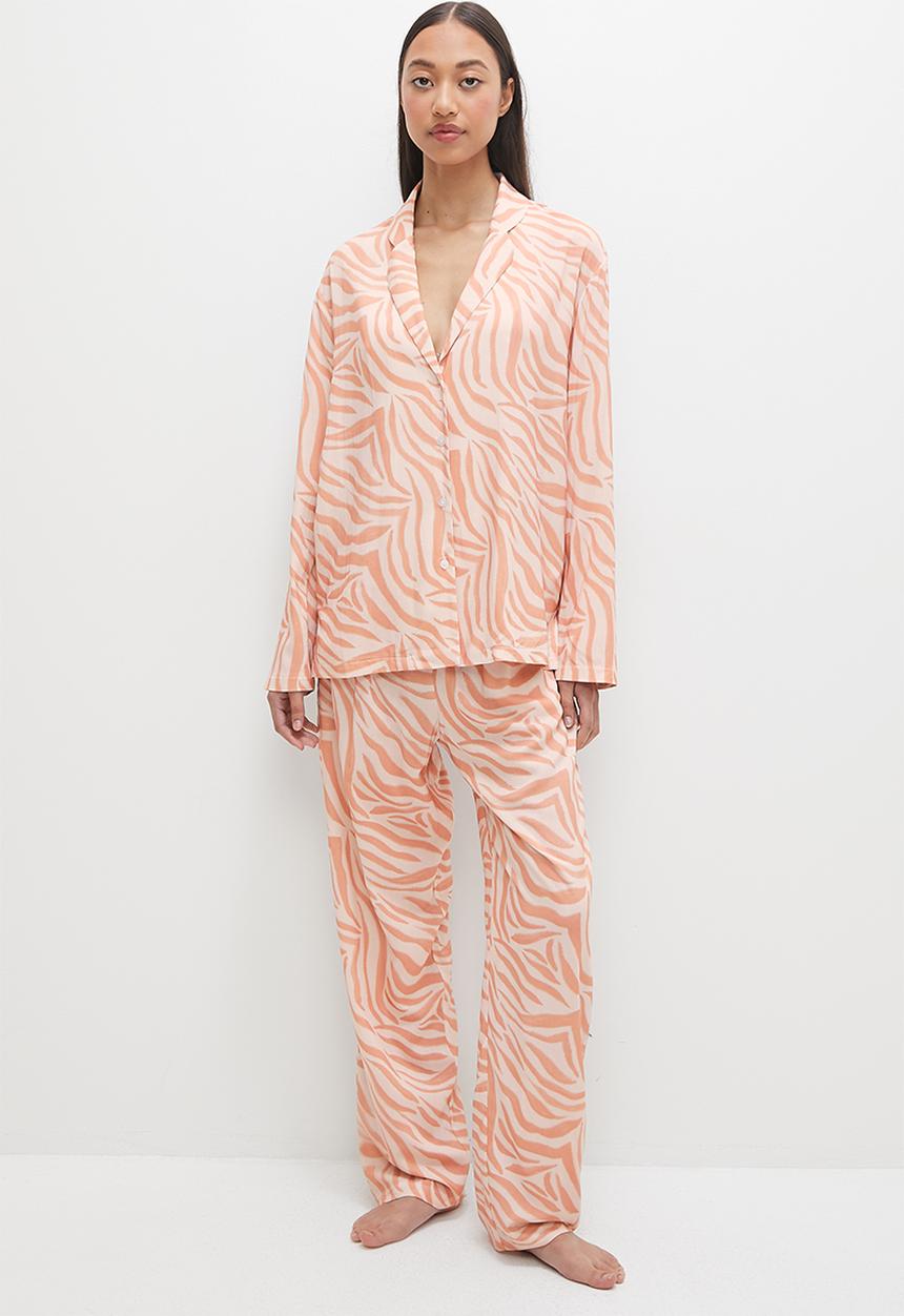 Superbalist - Sleep shirt and pants set - tonal zebra