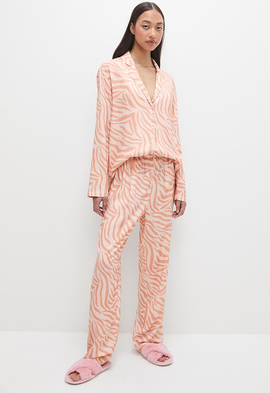 Superbalist - Sleep shirt and pants set - tonal zebra