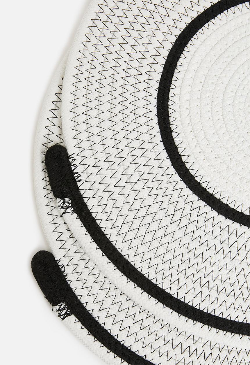 Sixth Floor - Dune placemat set of 4 - white & black