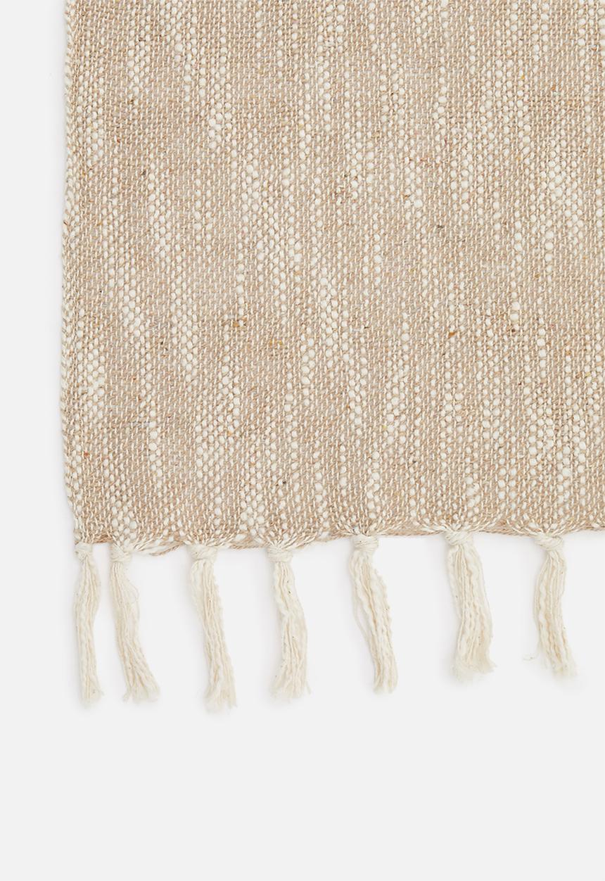 H&S - Coilow throw - natural