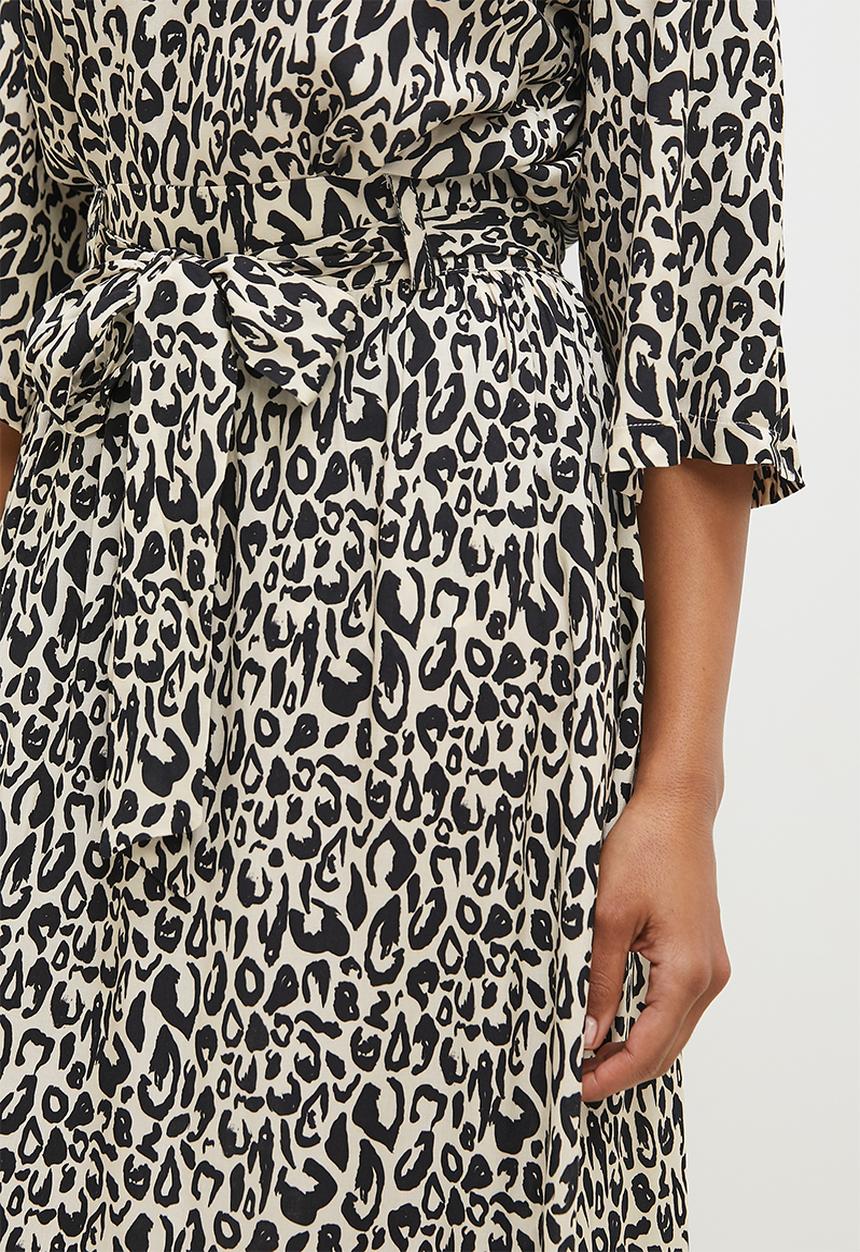 edit - Belted a-line midaxi skirt - mono abstract minimal