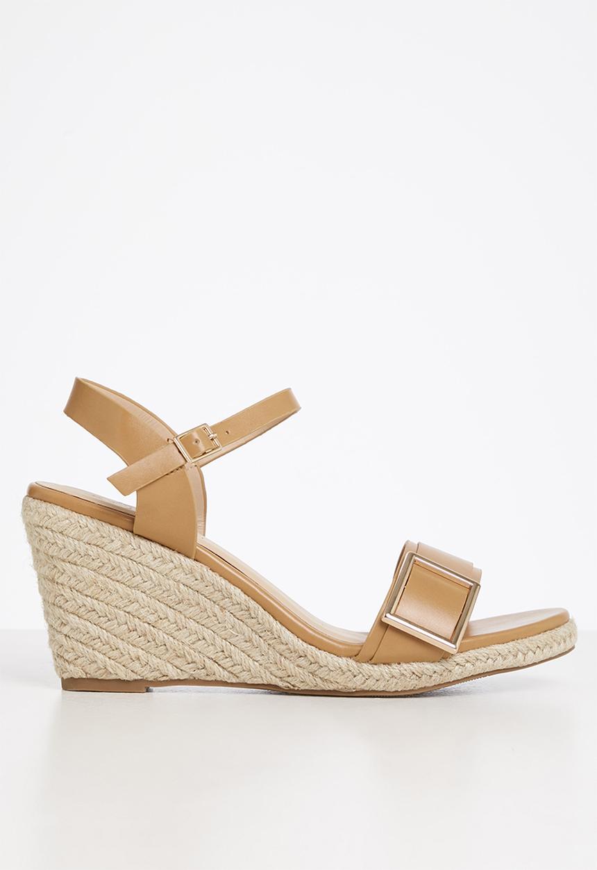 Butterfly Feet - Drayco 8 espadrille wedge heel - camel