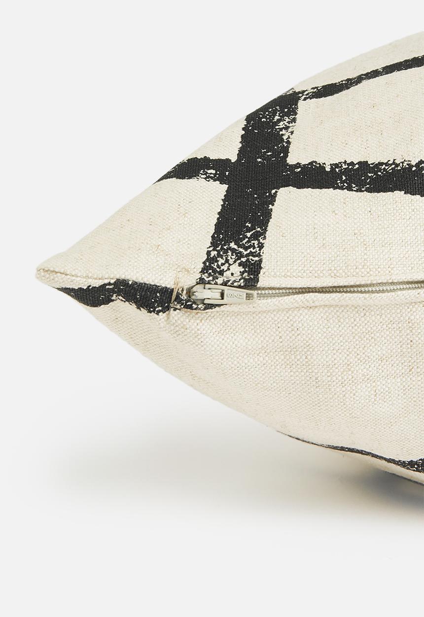 Sixth Floor - Driftoutdoor  cushion cover - black & white