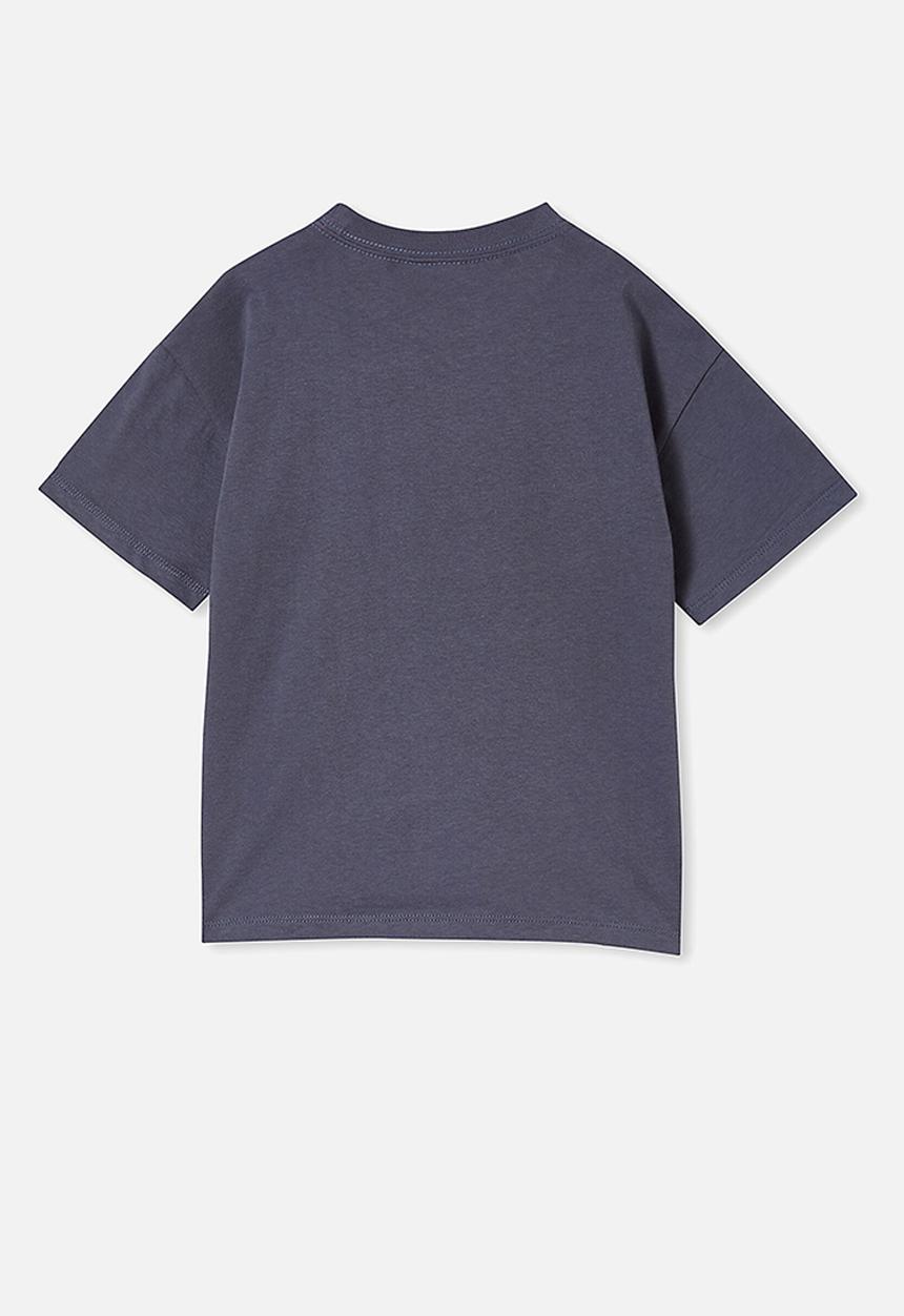 Cotton On - License drop shoulder embellished tee - vintage navy wash