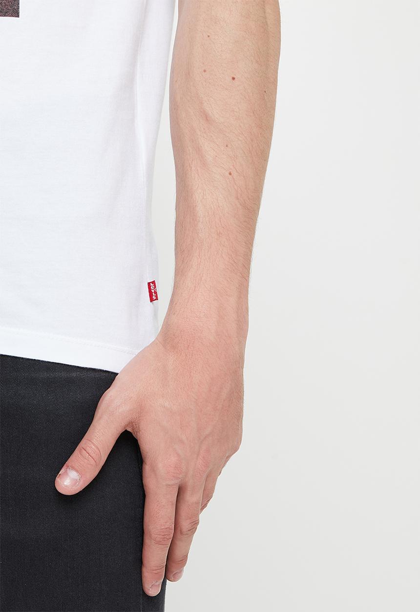 Levi’s® - Graphic crewneck tee - white