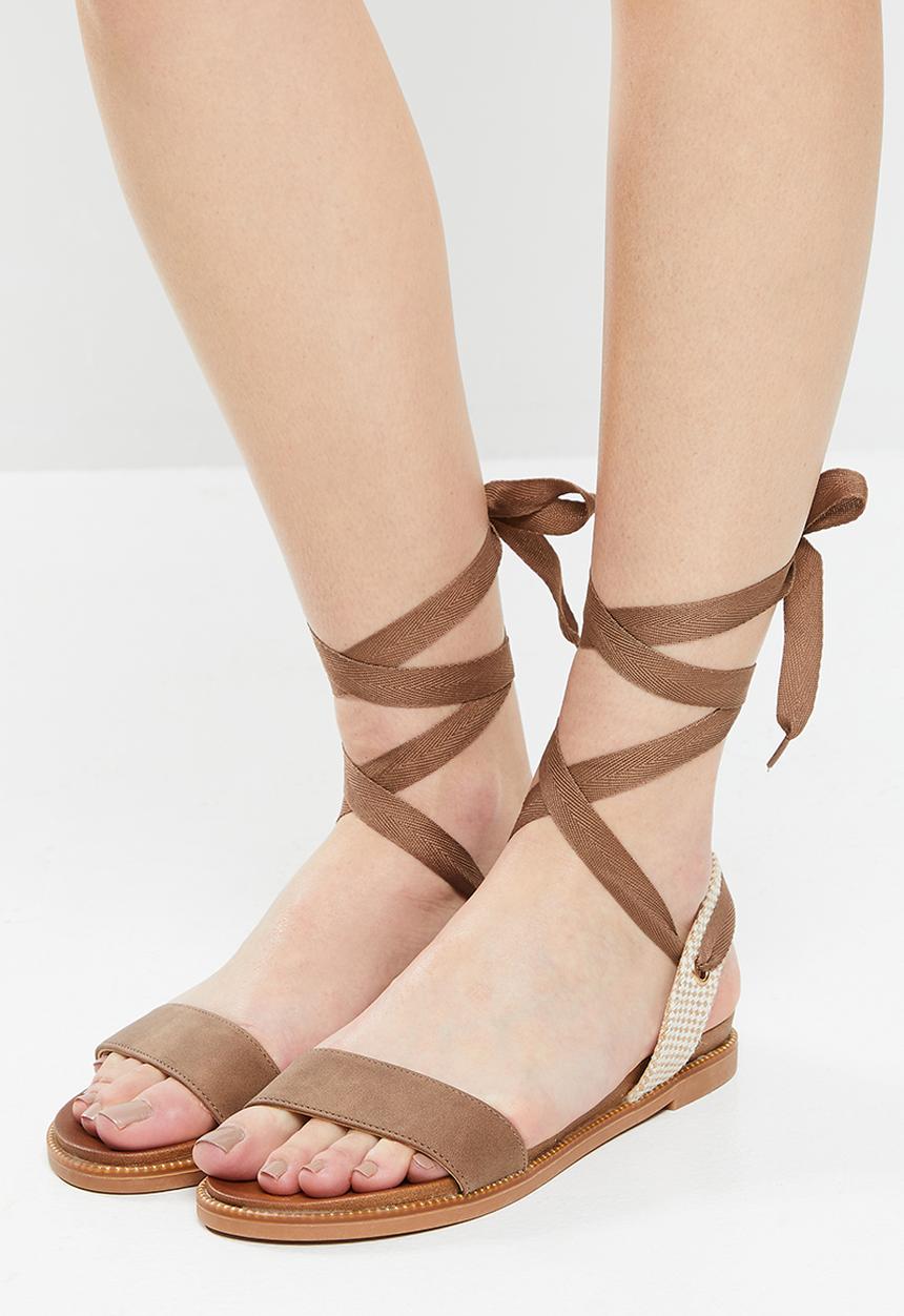 Butterfly Feet - Ellie 4 ankle tie sandal - chocolate