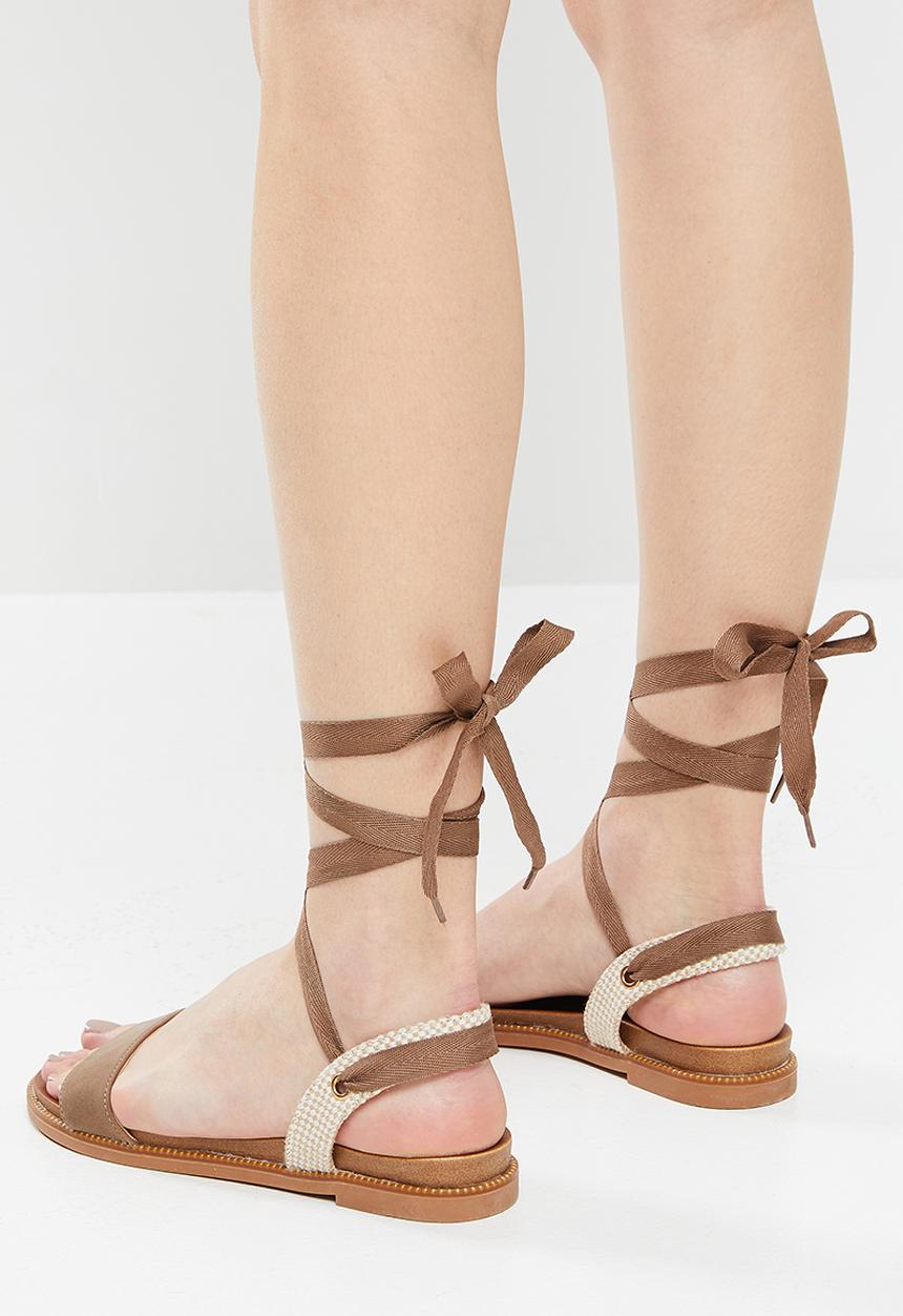 Butterfly Feet - Ellie 4 ankle tie sandal - chocolate
