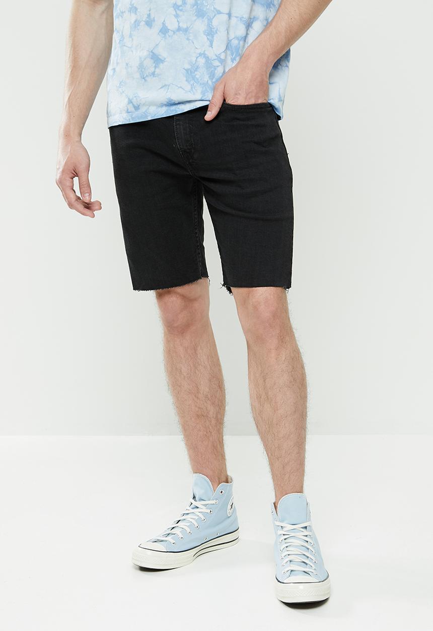 Levi’s® - 412 Slim short heartbeats adv short - black