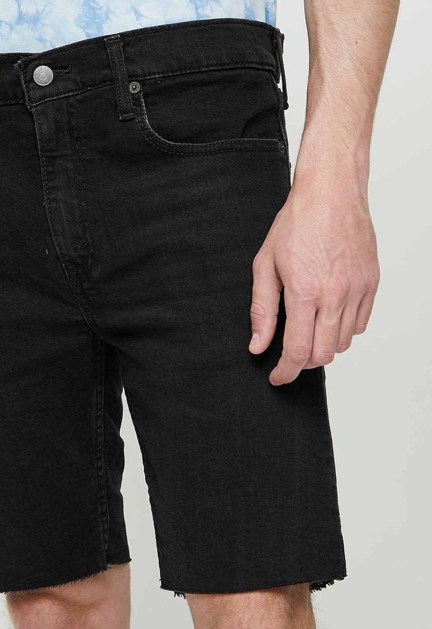Levi’s® - 412 Slim short heartbeats adv short - black