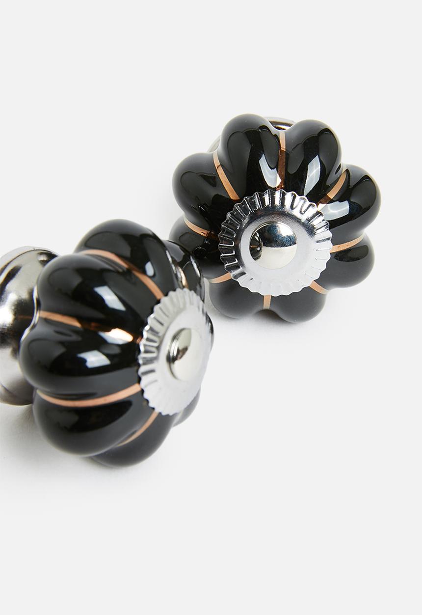 H&S - Celia knobs - black
