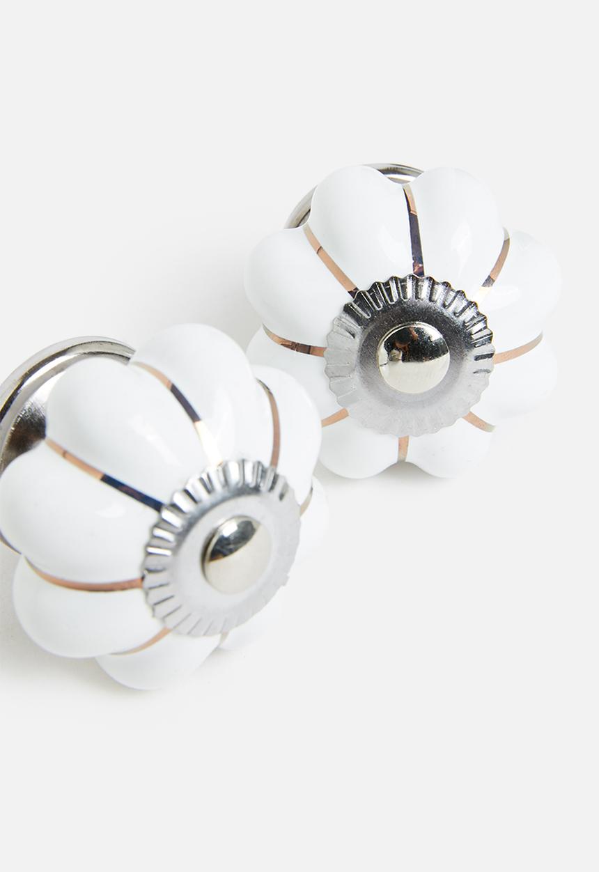 H&S - Celia knobs - white