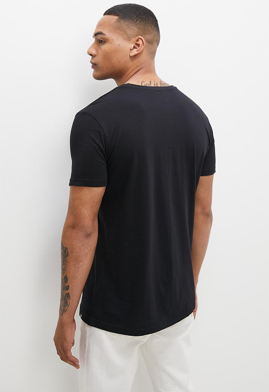 STYLE REPUBLIC - Mikey crew neck graphic tee - black