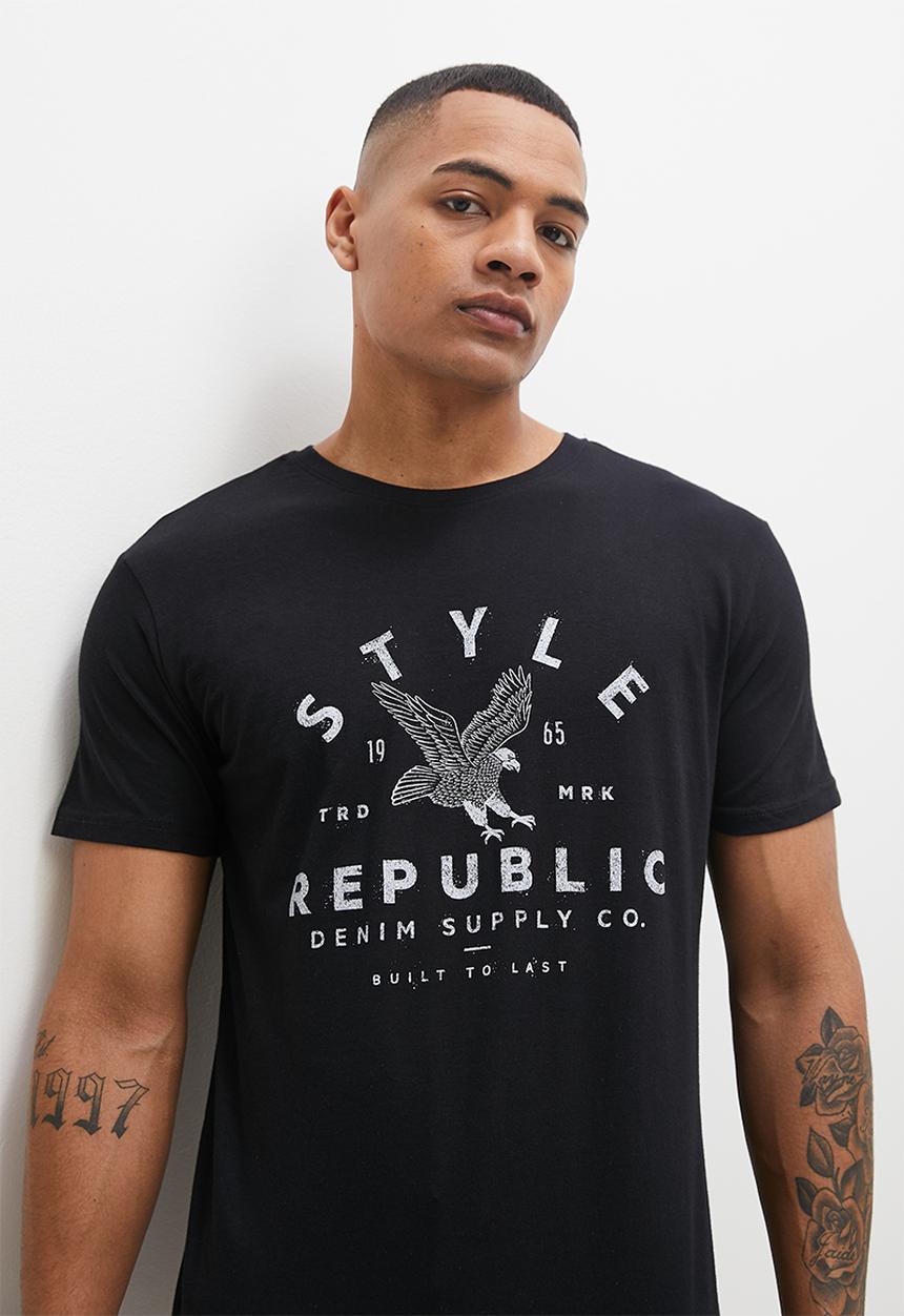 STYLE REPUBLIC - Mikey crew neck graphic tee - black