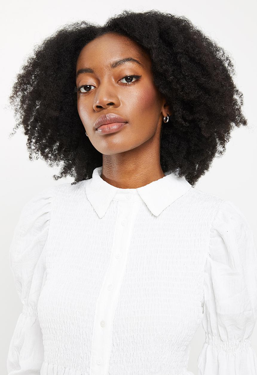 ONLY - Thalia long sleeve smock top - cloud dancer