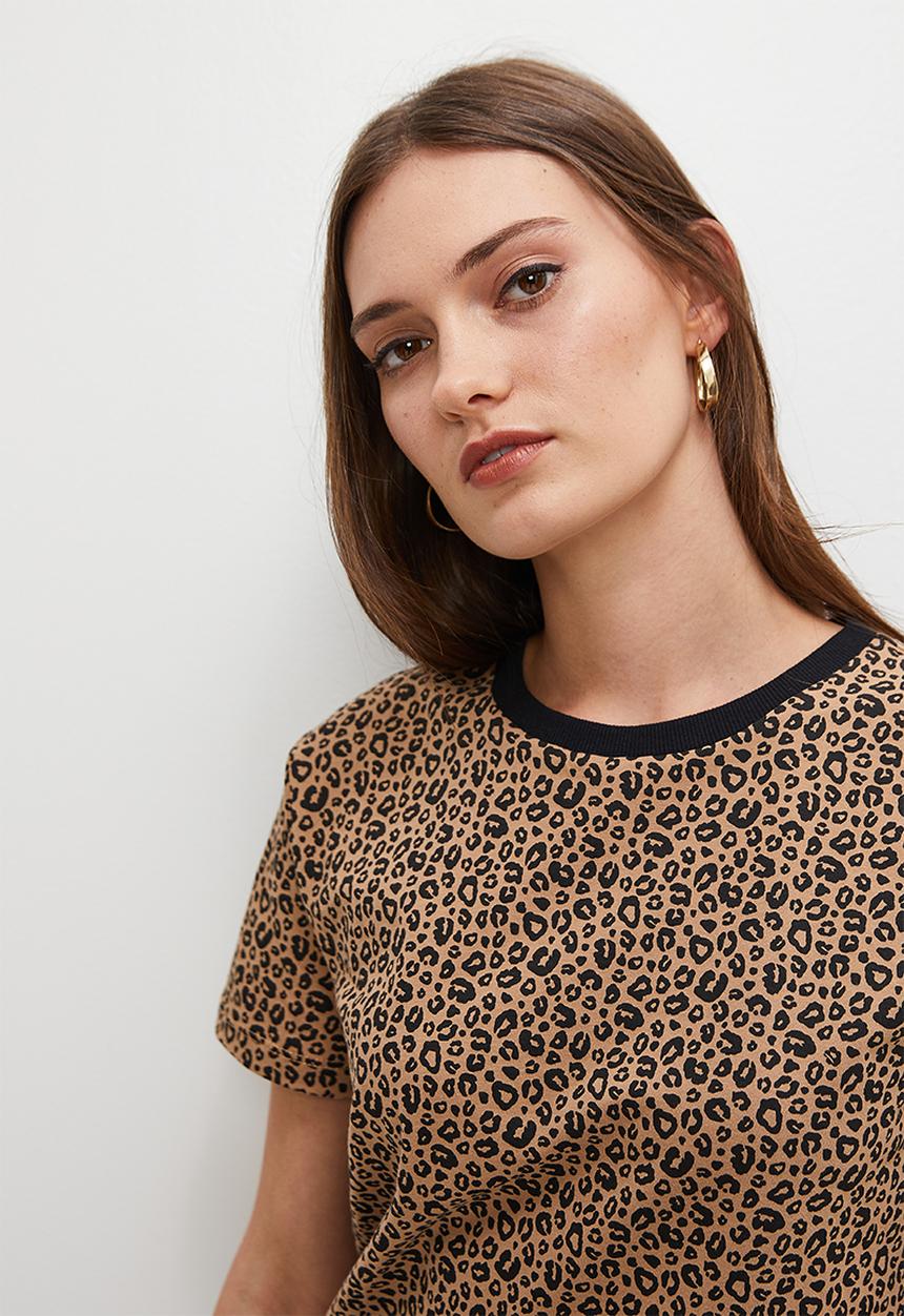 Superbalist - Basic crew easy fit aop - leopard print