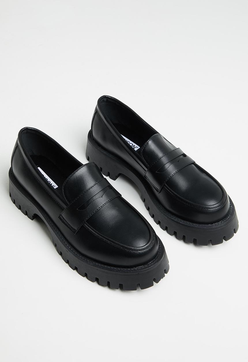 Madison® - Daisy lug sole loafer - black
