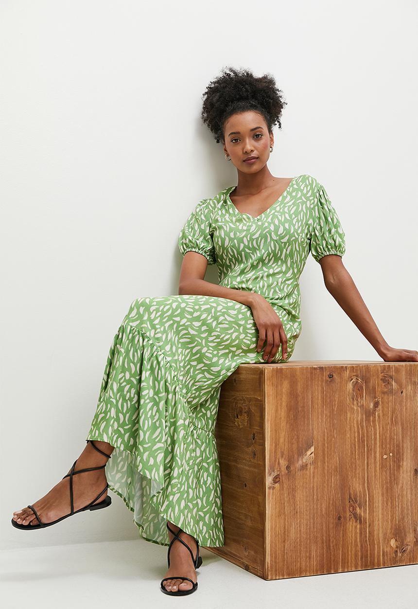 edit - Puff sleeve fit & flare - green