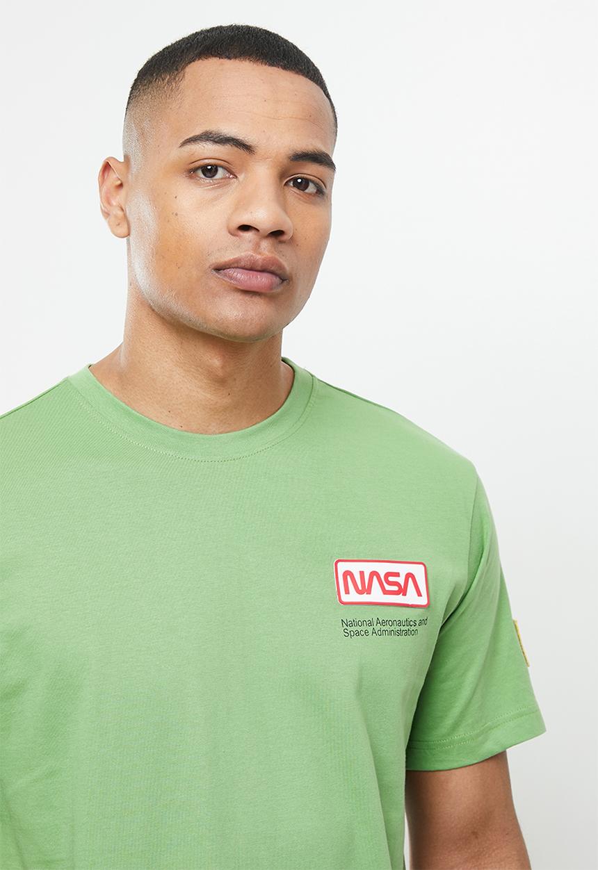 Alpha Industries - Relaxed fit nasa badge T-shirt - alpha green
