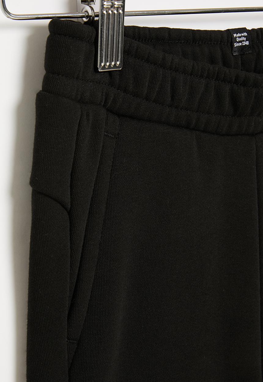 PUMA - Ess sweat shorts b - puma black
