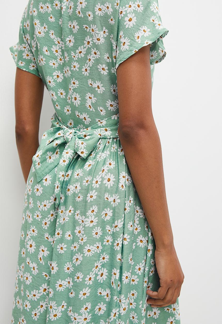 MILLA - Grown on sleeve button down midi dress - sage and white daisy