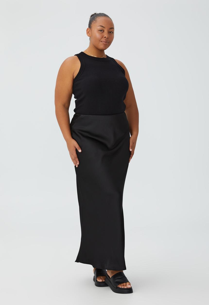 Cotton On - Curve amalfi satin maxi skirt - black