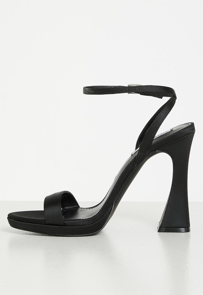 Steve Madden - Nikita block heel - black satin