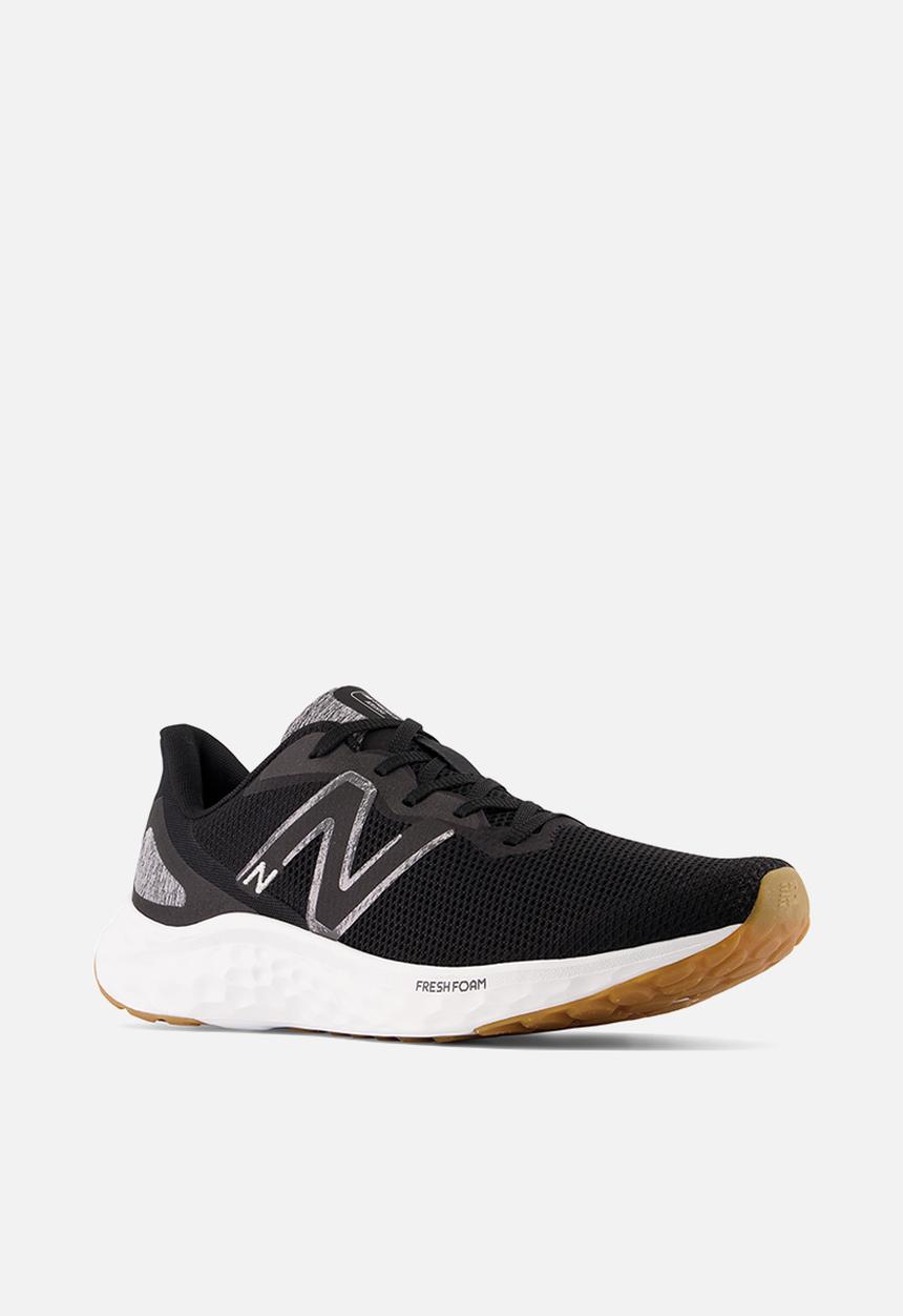 New Balance  - Fresh foam arishi v4 - black