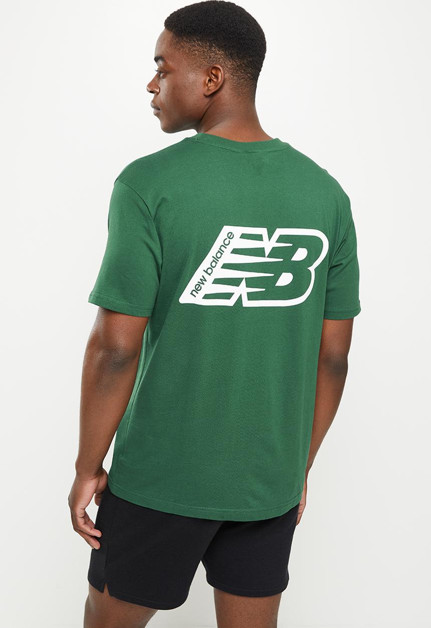 New Balance  - Nb essentials magnify graphic tee - nightwatch green
