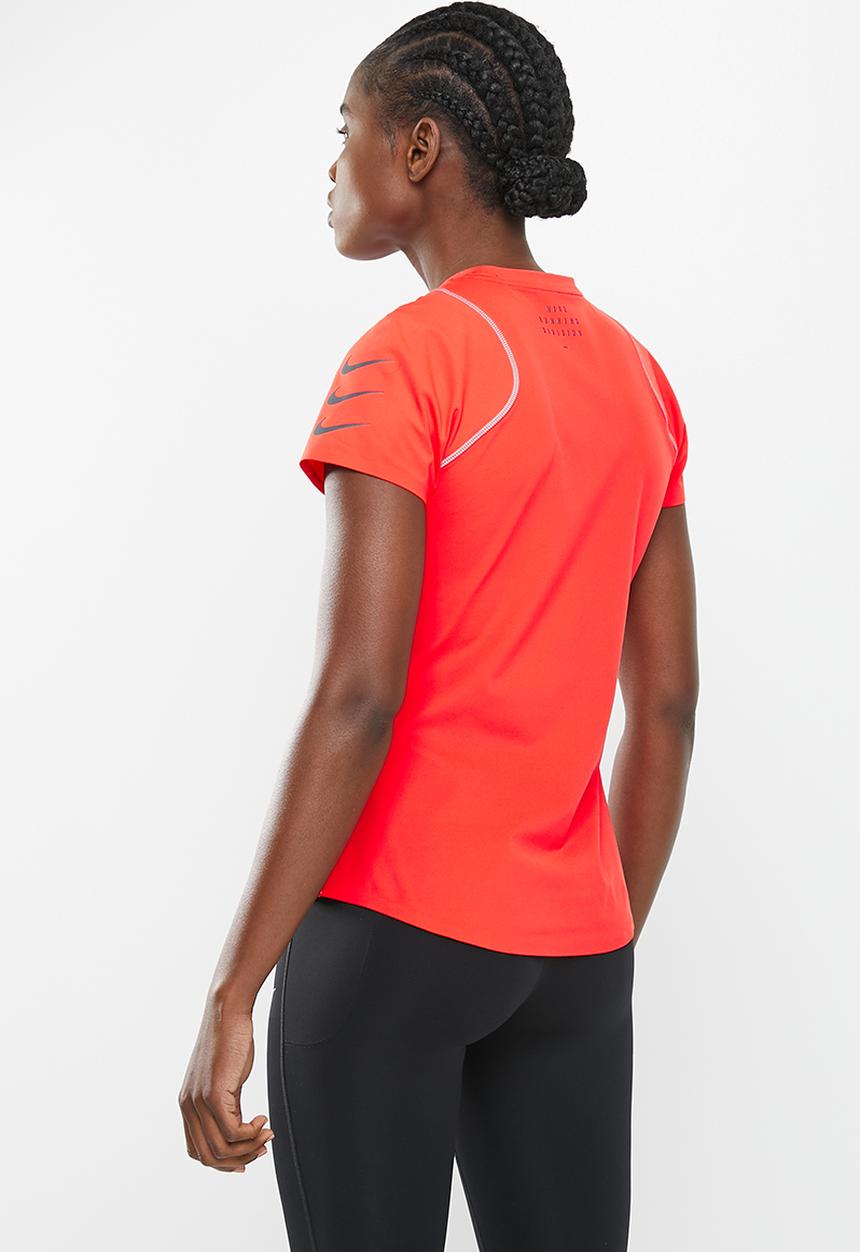 Nike - Woman's Nike df run dvn top short sleeve - light crimson