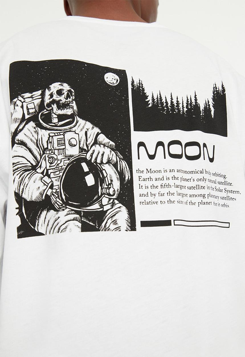 Trendyol - Moon back print relaxed fit tee - white