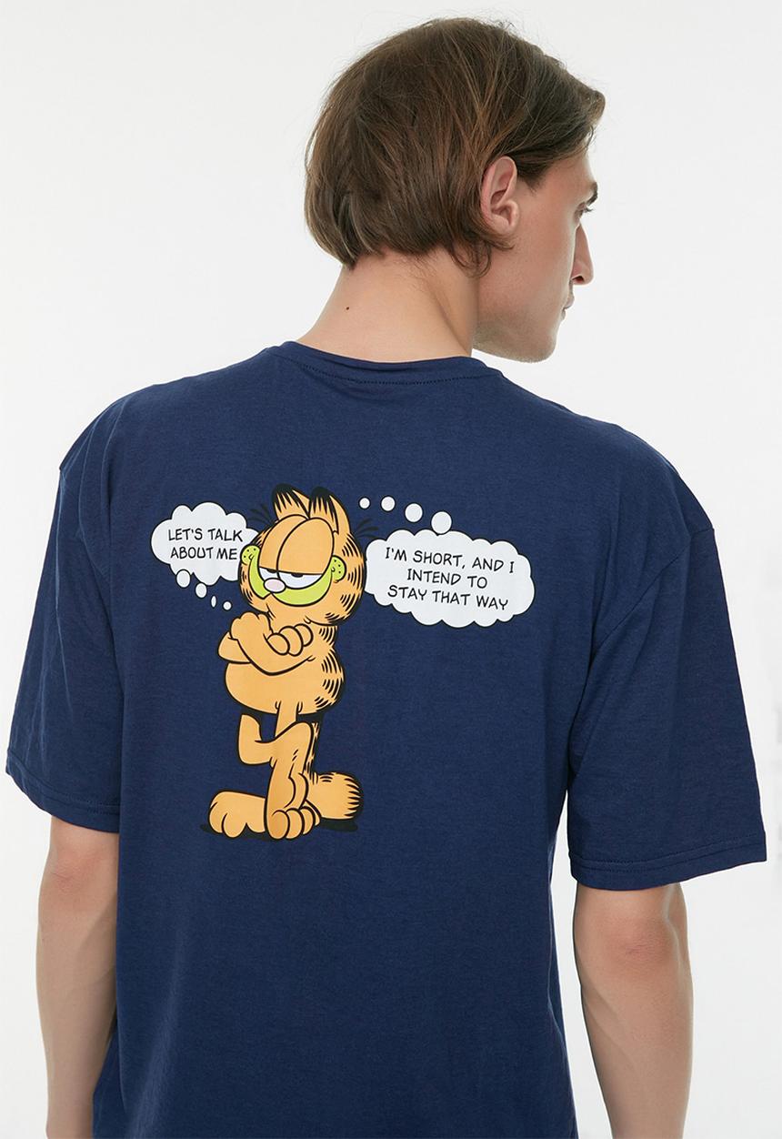 Trendyol - Garfield back print relaxed fit tee - navy