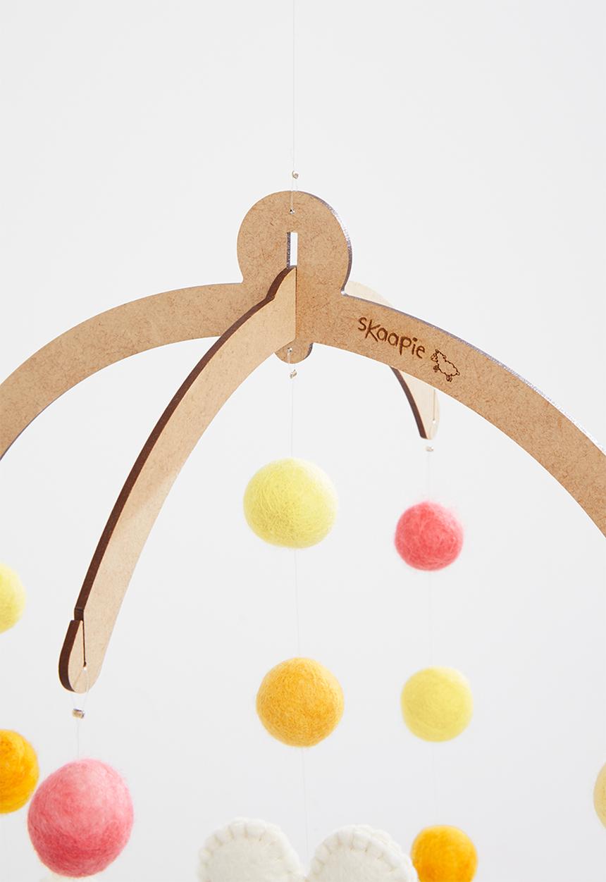 Skaapie - Bobble & heart mobile - multi